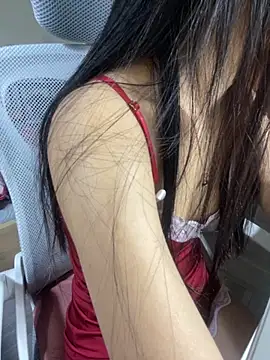 Snapshot of Mina048 chatting on November 13, 4:06 pm Mina048 online show from November 13, 4:06 pm