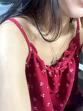 Snapshot of Mina048 chatting on November 19, 8:20 pm Mina048 online show from November 19, 8:20 pm