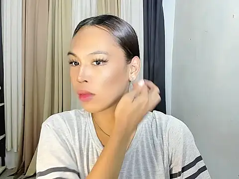 Savanna White online show from January 12, 4:23 pm