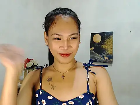 Snapshot of Savanna_White chatting on April 3, 12:41 am Savanna White online show from April 3, 12:41 am
