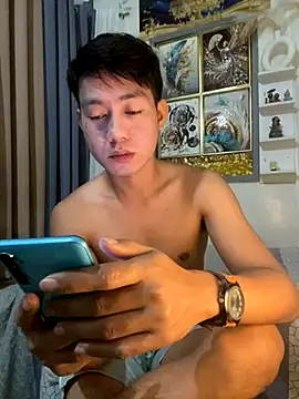 Snapshot of xshyboyx chatting on September 13, 4:29 pm xshyboyx online show from September 13, 4:29 pm