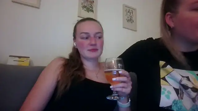 Snapshot of Odmasi chatting on October 3, 7:44 pm Odmasi online show from October 3, 7:44 pm