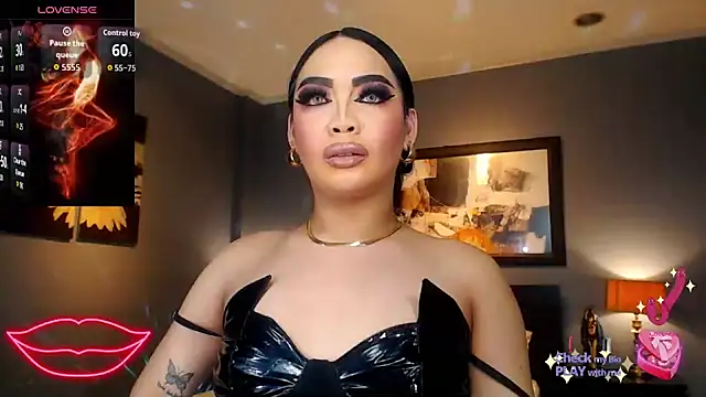 FridaHumphrey online show from April 4, 6:49 pm