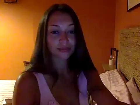 Snapshot of Sainaa1 chatting on September 24, 10:35 pm Sainaa1 online show from September 24, 10:35 pm