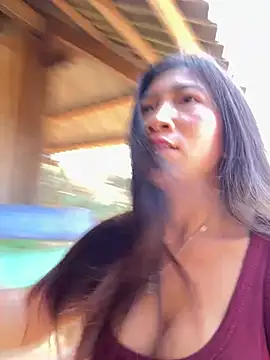 Snapshot of ThiHa003 chatting on February 7, 3:43 am ThiHa003 online show from February 7, 3:43 am