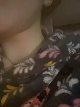 Mimisixo online show from November 4, 11:26 pm