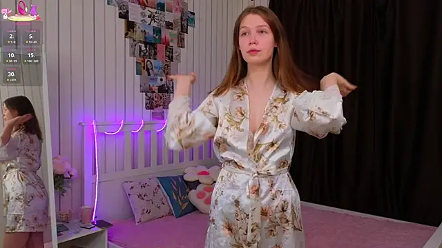 BeatrixCarIeton online show from October 29, 7:15 pm