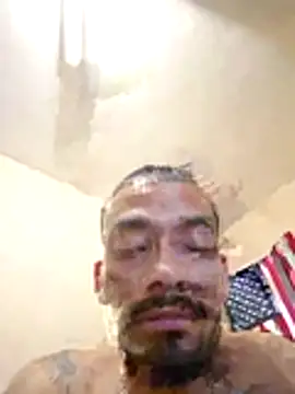 Snapshot of Cnutt310 chatting on December 3, 10:30 pm Cnutt310 online show from December 3, 10:30 pm