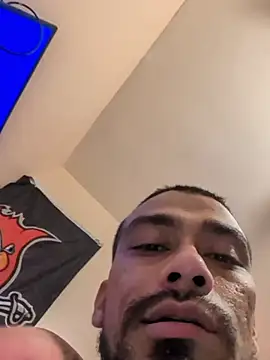 Snapshot of Cnutt310 chatting on January 8, 12:35 am Cnutt310 online show from January 8, 12:35 am