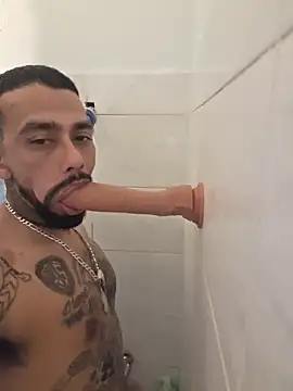 Snapshot of Cnutt310 chatting on January 31, 11:47 pm Cnutt310 online show from January 31, 11:47 pm