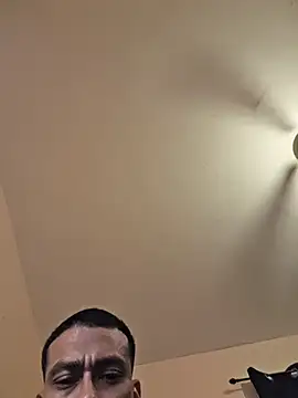 Snapshot of Cnutt310 chatting on February 8, 8:23 pm Cnutt310 online show from February 8, 8:23 pm