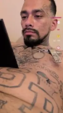 Snapshot of Cnutt310 chatting on February 27, 10:54 pm Cnutt310 online show from February 27, 10:54 pm