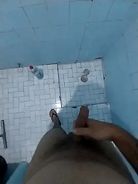 Snapshot of Novinhoamacoroas1002 chatting on April 15, 7:10 pm Novinhoamacoroas1002 online show from April 15, 7:10 pm