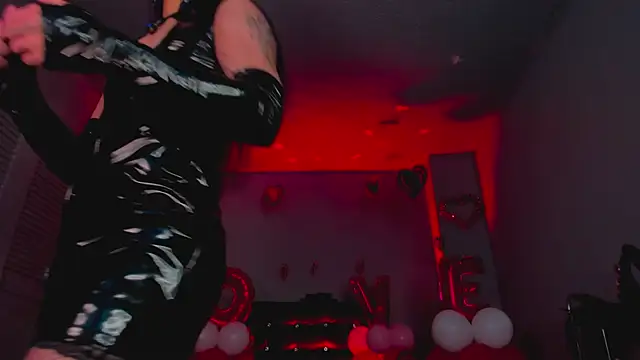 Draculairis online show from February 13, 2:24 pm