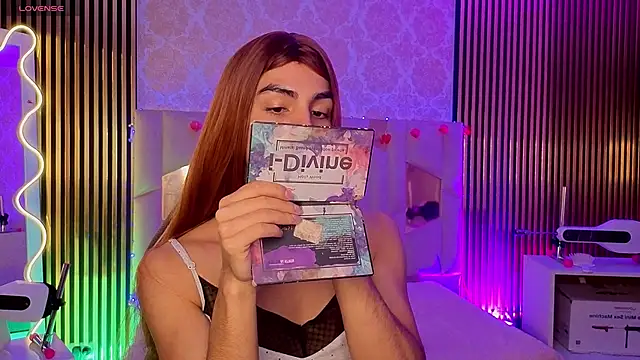 LIHIAN TAY online show from March 20, 11:59 am