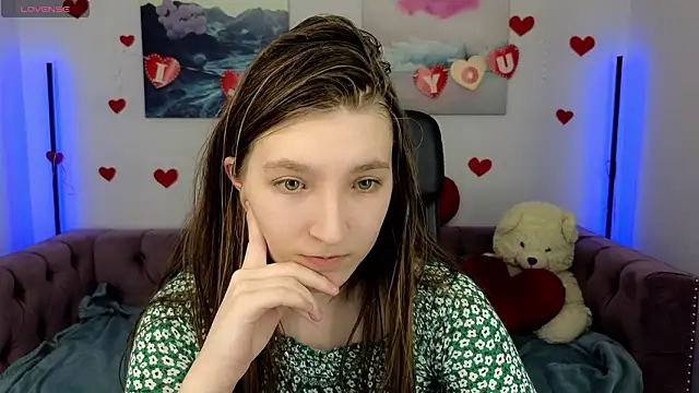 Mia Myles online show from February 14, 10:45 am