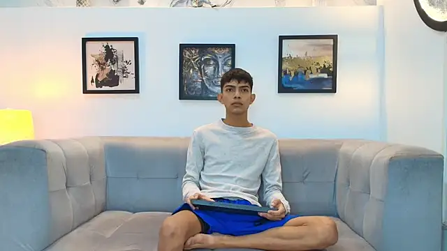 PRETTY SEX1 online show from January 8, 1:24 pm