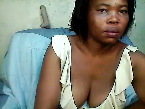 CharlotteXXX online show from April 16, 6:41 pm