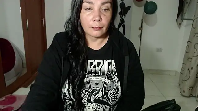 Vivian milf paint online show from September 27, 3:00 am