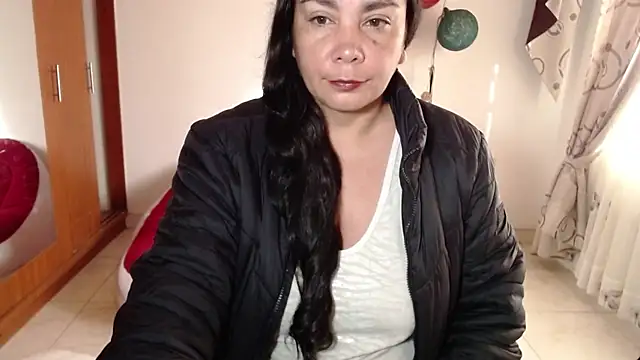 Vivian milf paint online show from November 9, 12:03 pm