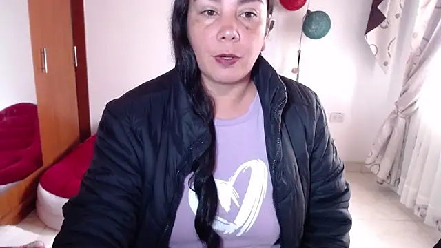 Vivian milf paint online show from November 15, 1:07 pm