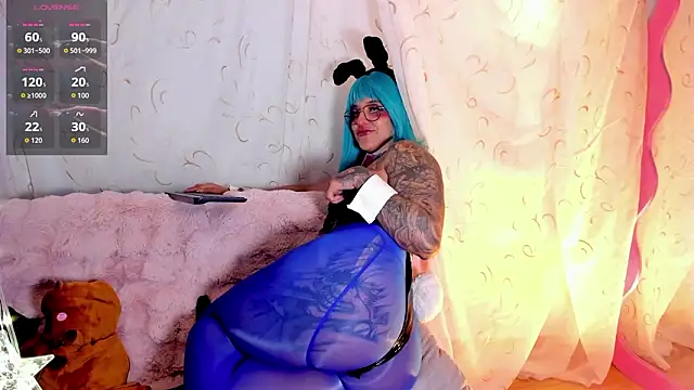 Snapshot of kinkyboat23 chatting on January 19, 10:52 am kinkyboat23 online show from January 19, 10:52 am