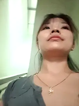 Snapshot of Ocnguyety chatting on October 17, 12:01 am Ocnguyety online show from October 17, 12:01 am