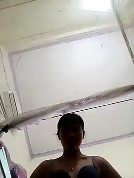 Snapshot of Ocnguyety chatting on October 29, 2:14 am Ocnguyety online show from October 29, 2:14 am