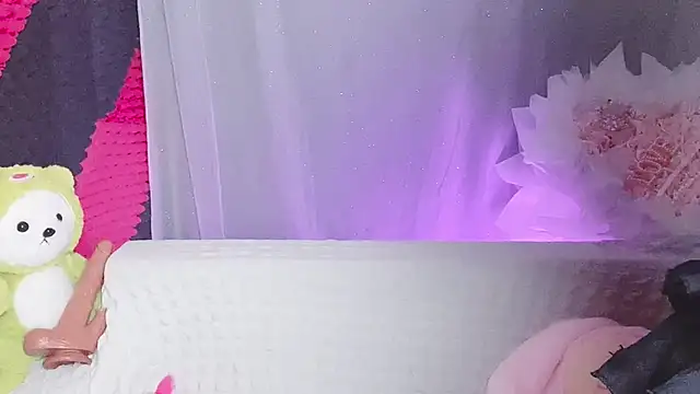 kemybaby online show from October 18, 6:41 pm