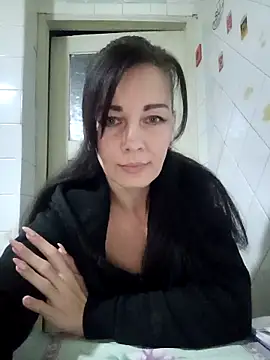 Adeline3302 online show from February 15, 3:31 pm