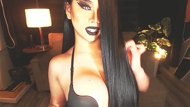 KarlaFrost online show from July 8, 3:38 pm
