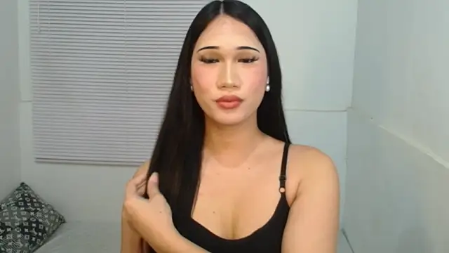 Leighs Celine online show from February 17, 4:46 pm