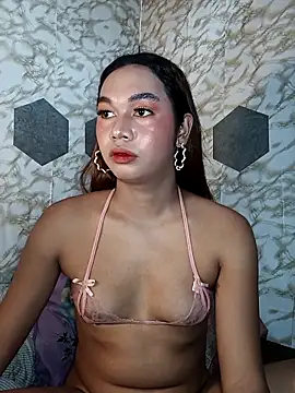 Snapshot of youryummybaby chatting on September 30, 6:29 am youryummybaby online show from September 30, 6:29 am