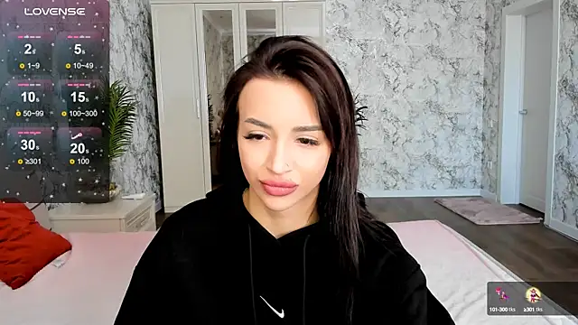 KatieBrown1 online show from October 4, 8:12 am