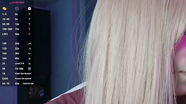 PieraMarch online show from October 12, 6:51 pm