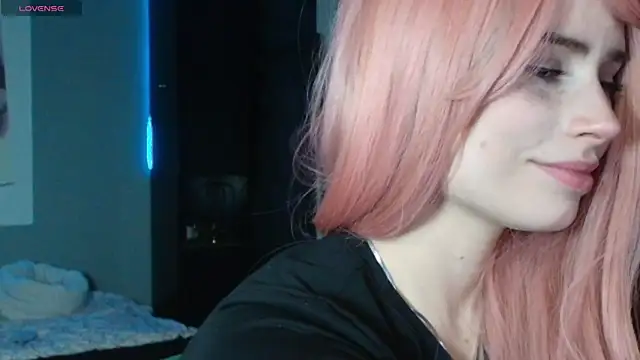 PieraMarch online show from February 5, 8:02 pm