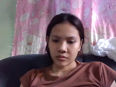 sweetcherry23 online show from October 5, 6:23 am