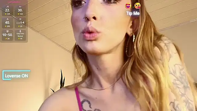 Snapshot of sidneylove_ chatting on October 2, 2:57 pm sidneylove online show from October 2, 2:57 pm