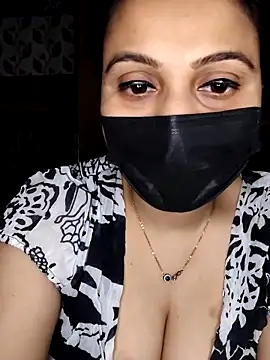 Horny Shalu online show from April 11, 7:13 am