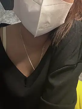 Snapshot of Sieww- chatting on March 1, 4:53 pm Sieww- online show from March 1, 4:53 pm