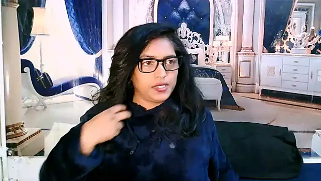 Snapshot of IndiaBlackPanther chatting on April 30, 8:57 pm IndiaBlackPanther online show from April 30, 8:57 pm