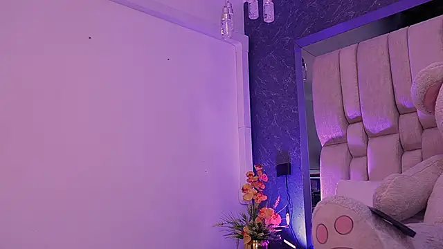 SamantaVazquez online show from November 21, 12:15 pm