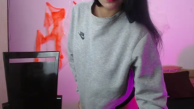 kyra fox  online show from October 23, 12:37 pm