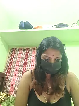 Snapshot of Tamil_Ishu chatting on October 24, 10:55 am Tamil Ishu online show from October 24, 10:55 am