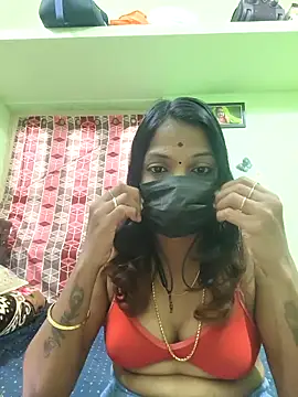 Snapshot of Tamil_Ishu chatting on November 4, 8:13 am Tamil Ishu online show from November 4, 8:13 am