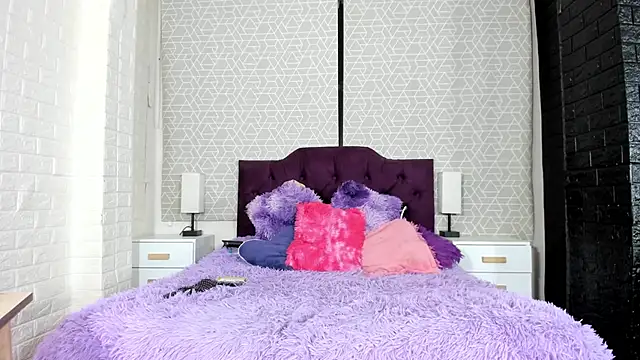 Zamara Kleii online show from November 8, 4:34 am