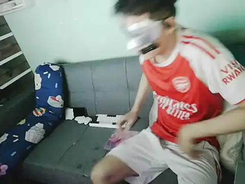 boyhigh1997 online show from October 29, 7:43 am