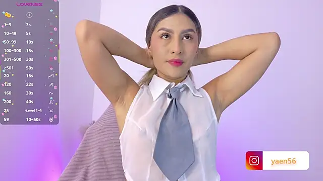Snapshot of Liah__19 chatting on July 20, 12:14 am Liah 19 online show from July 20, 12:14 am