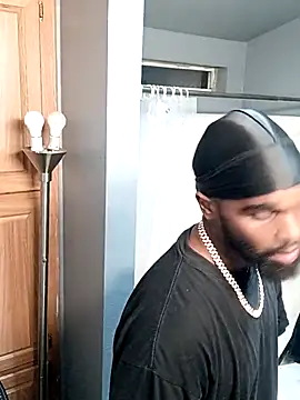 EbonyKing69 online show from December 19, 10:33 am