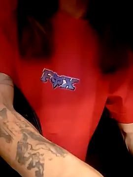 Snapshot of anaboleyn chatting on February 22, 12:56 am anaboleyn online show from February 22, 12:56 am